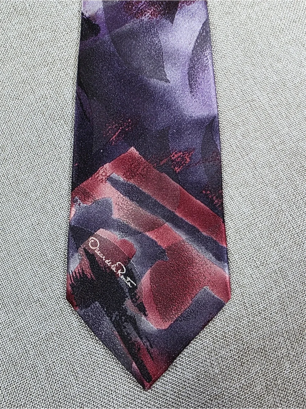 Oscar de la Renta Studio Purple Burgundy Abstract Tie